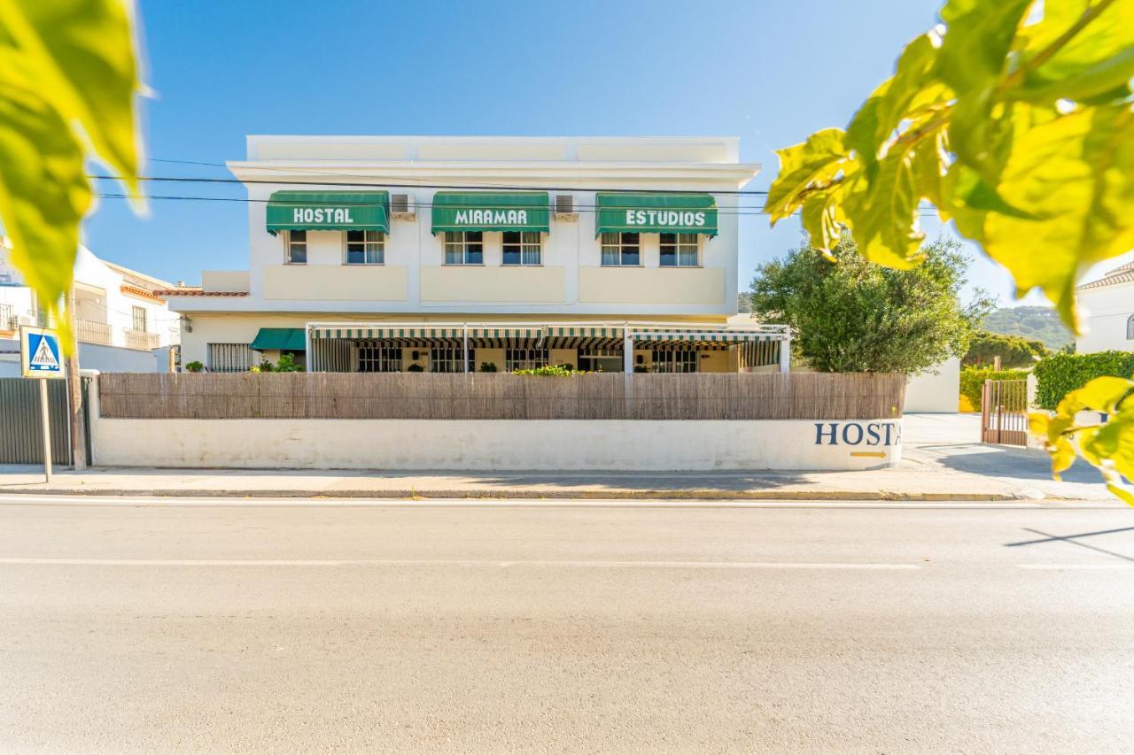 Hostal Miramar 洛斯卡尼奥斯德梅卡 外观 照片