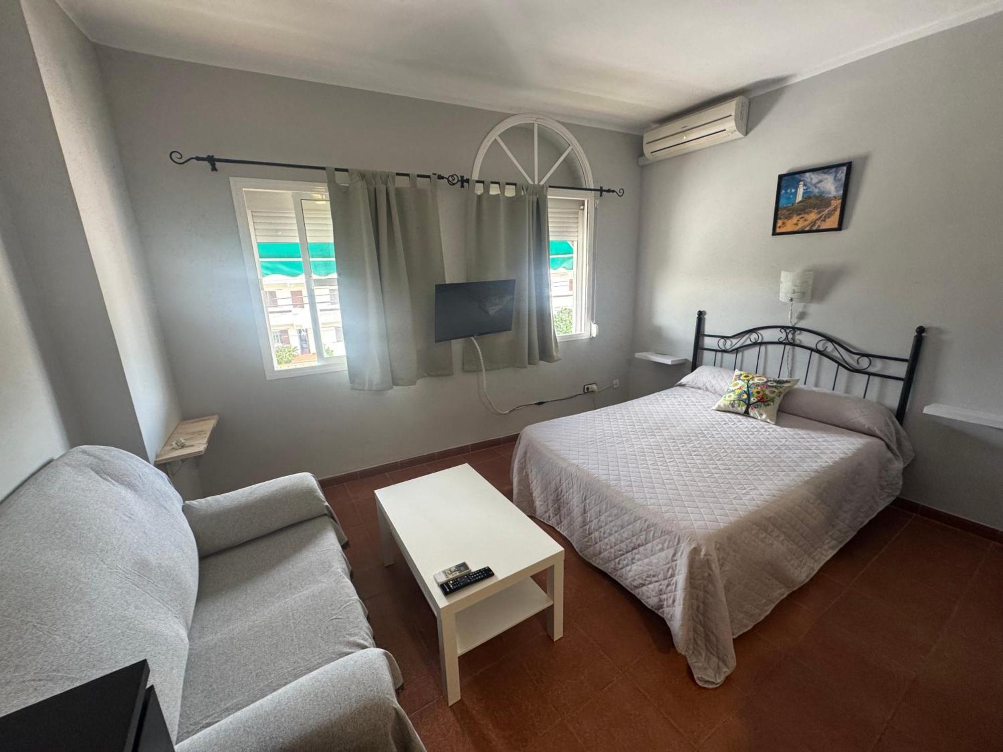Hostal Miramar 洛斯卡尼奥斯德梅卡 外观 照片