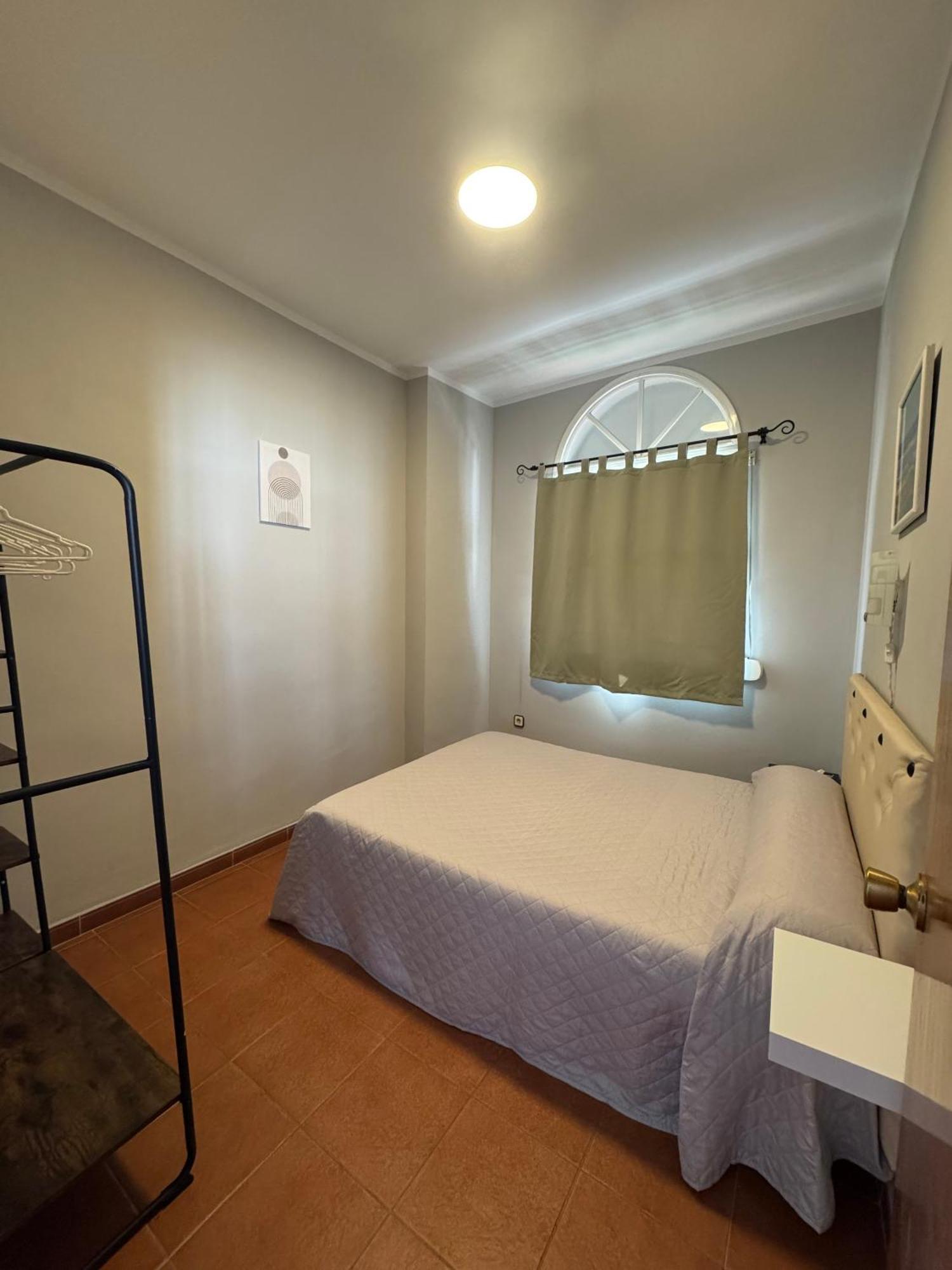 Hostal Miramar 洛斯卡尼奥斯德梅卡 外观 照片