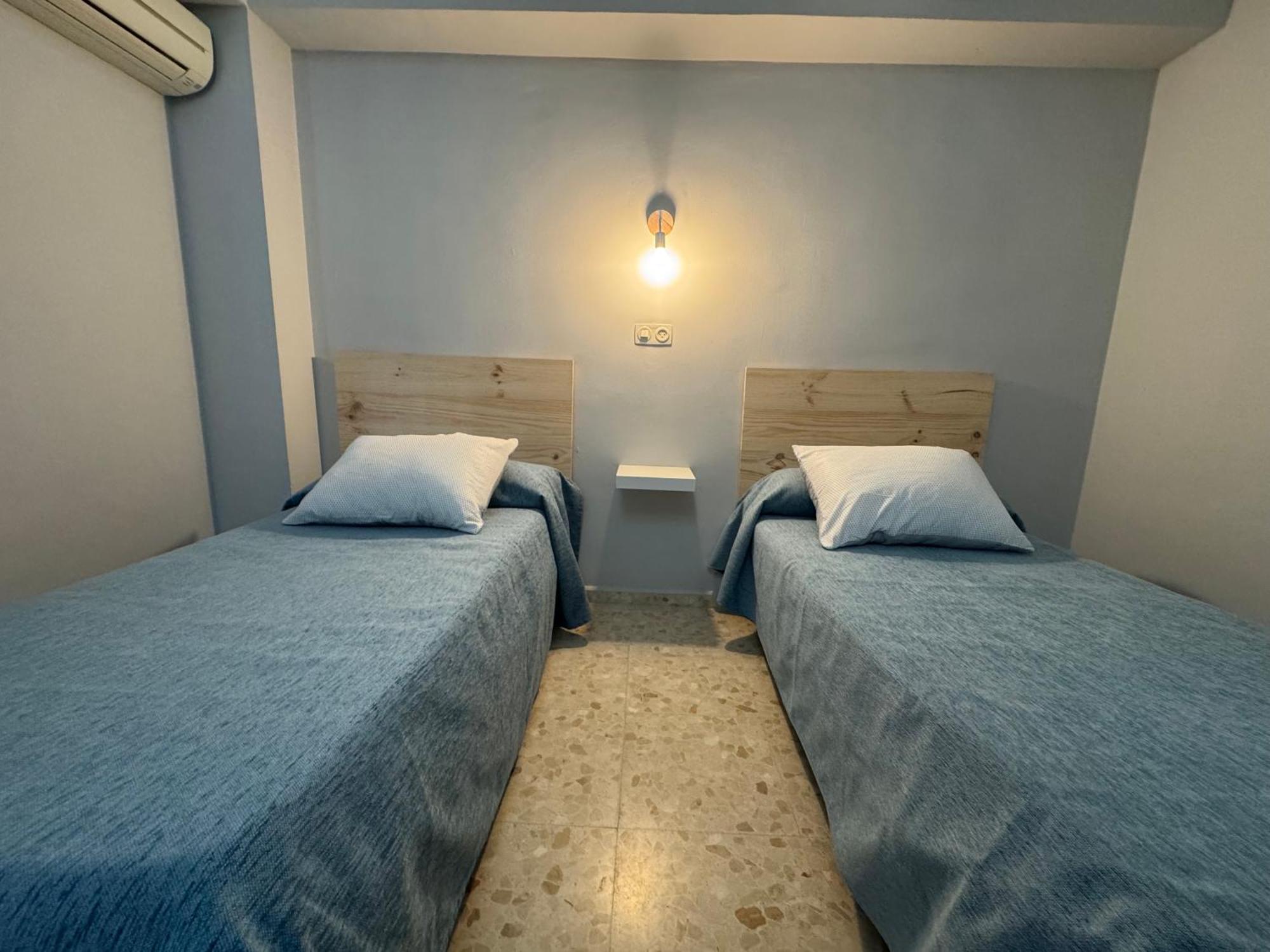 Hostal Miramar 洛斯卡尼奥斯德梅卡 外观 照片