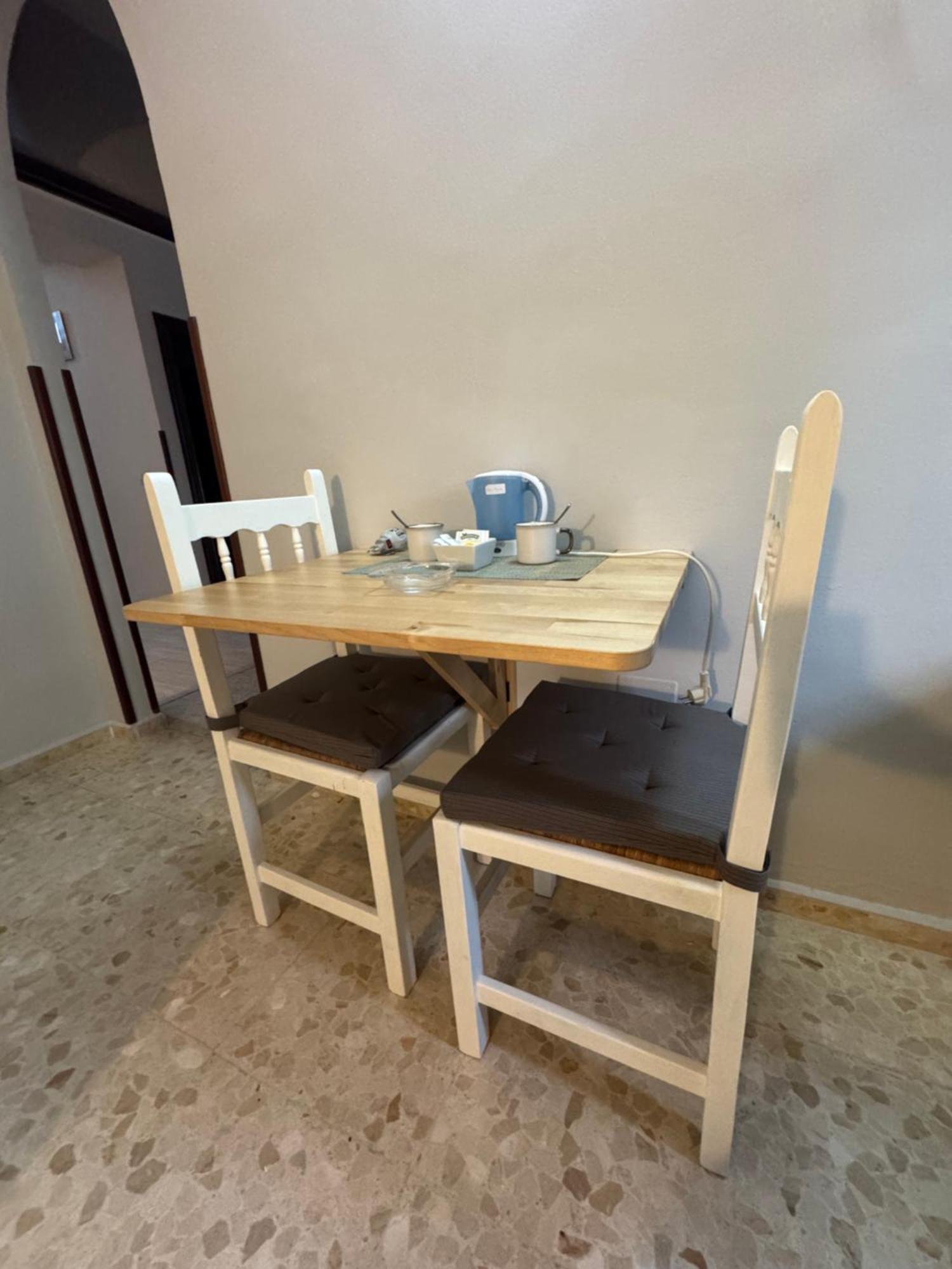 Hostal Miramar 洛斯卡尼奥斯德梅卡 外观 照片