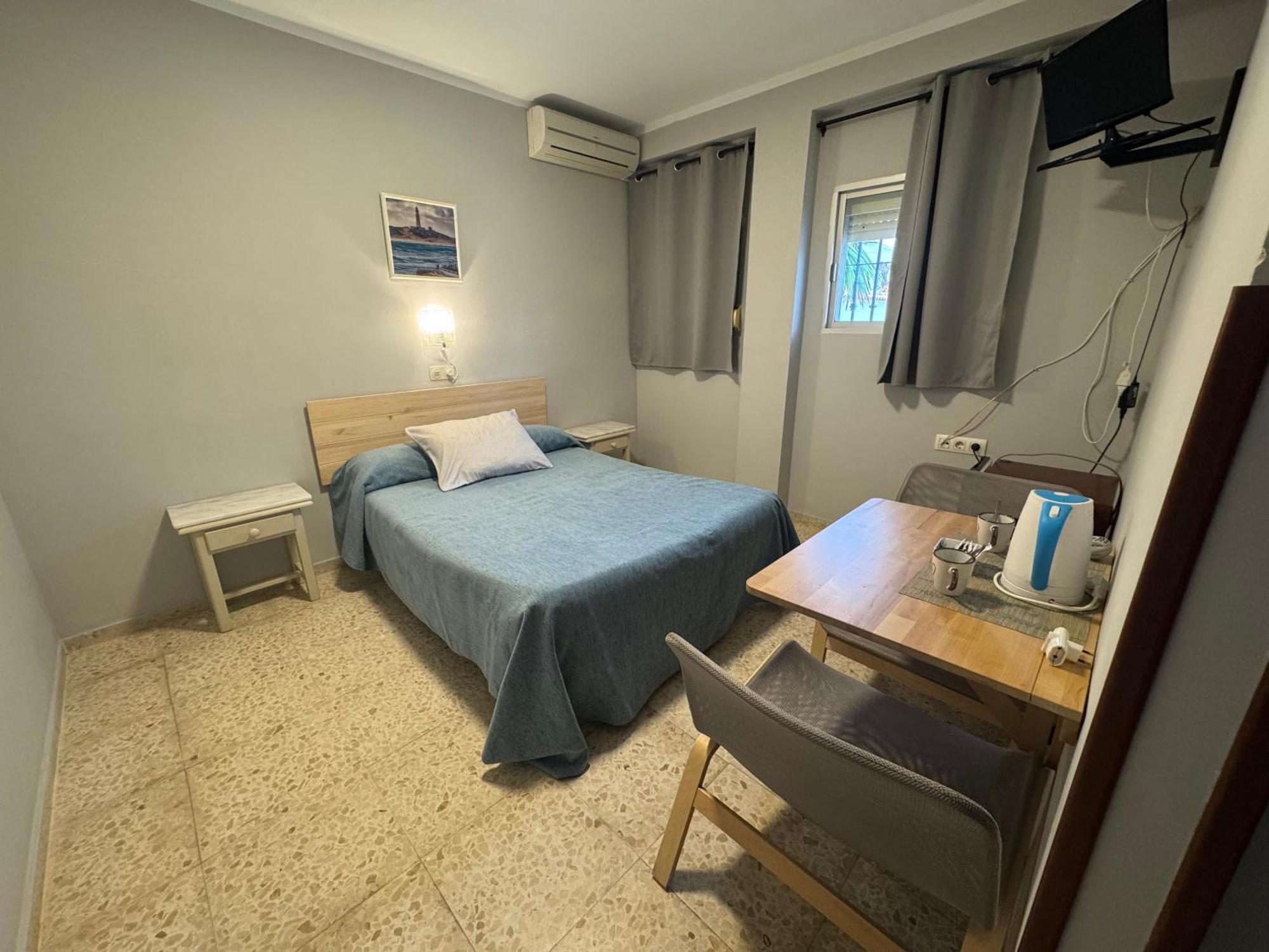 Hostal Miramar 洛斯卡尼奥斯德梅卡 外观 照片